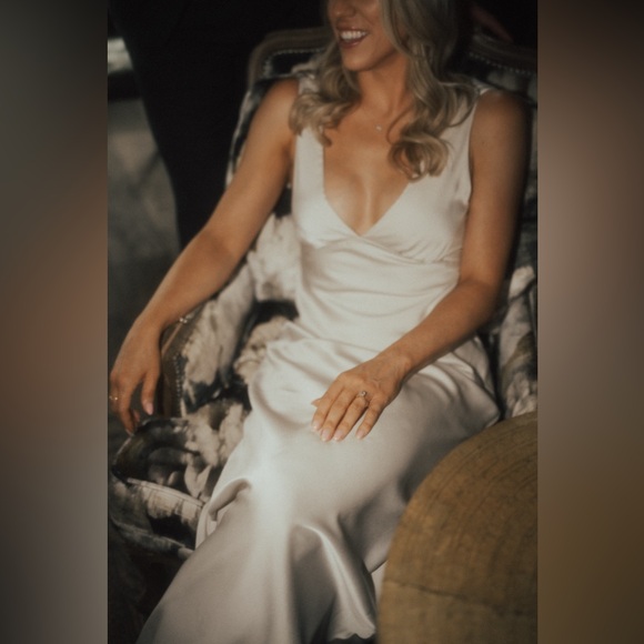 Meshki White Maxi Dress - Picture 11 of 16